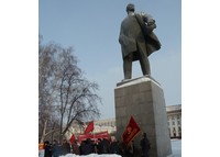 Ленин всегда живой!