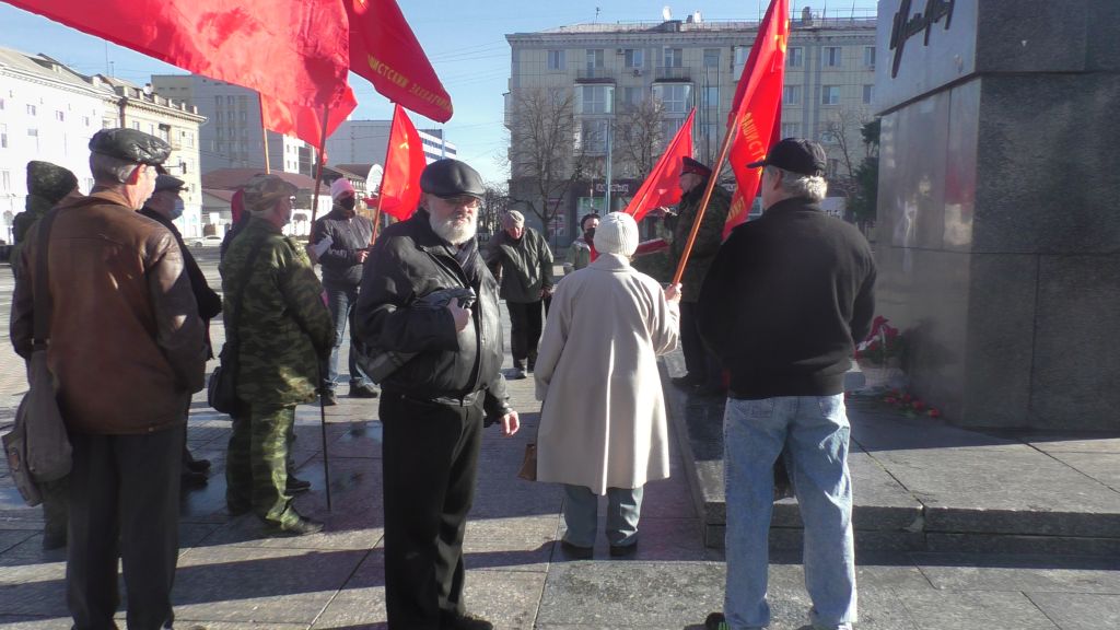 7 ноября в Луганске