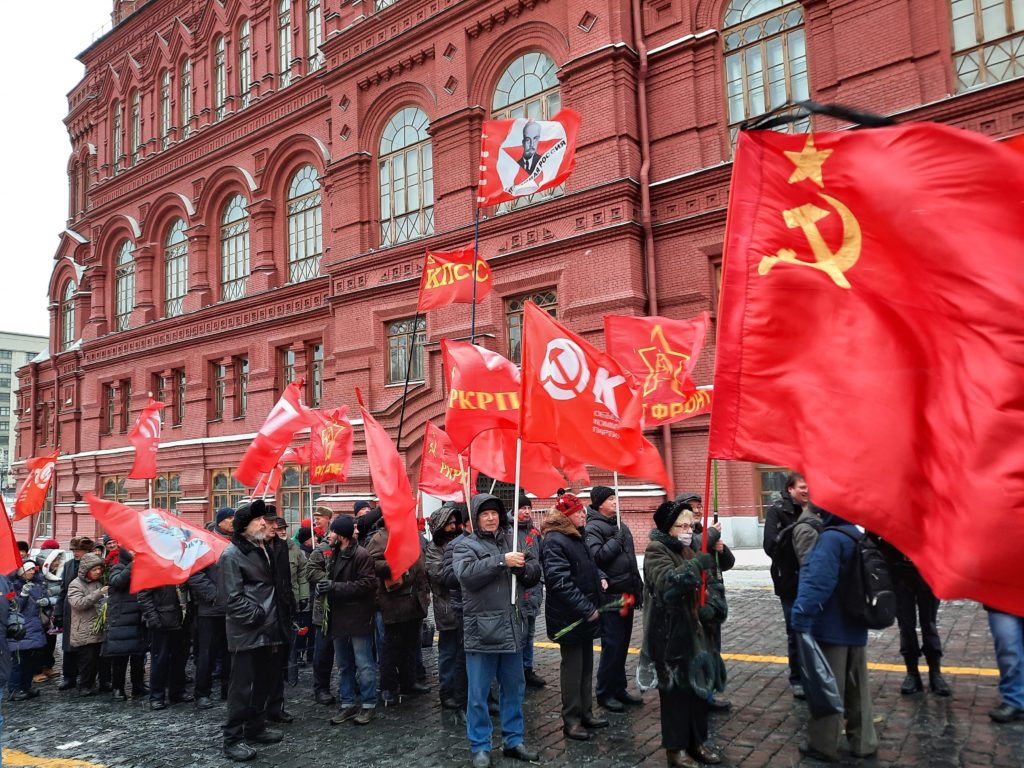 цветы Сталину
