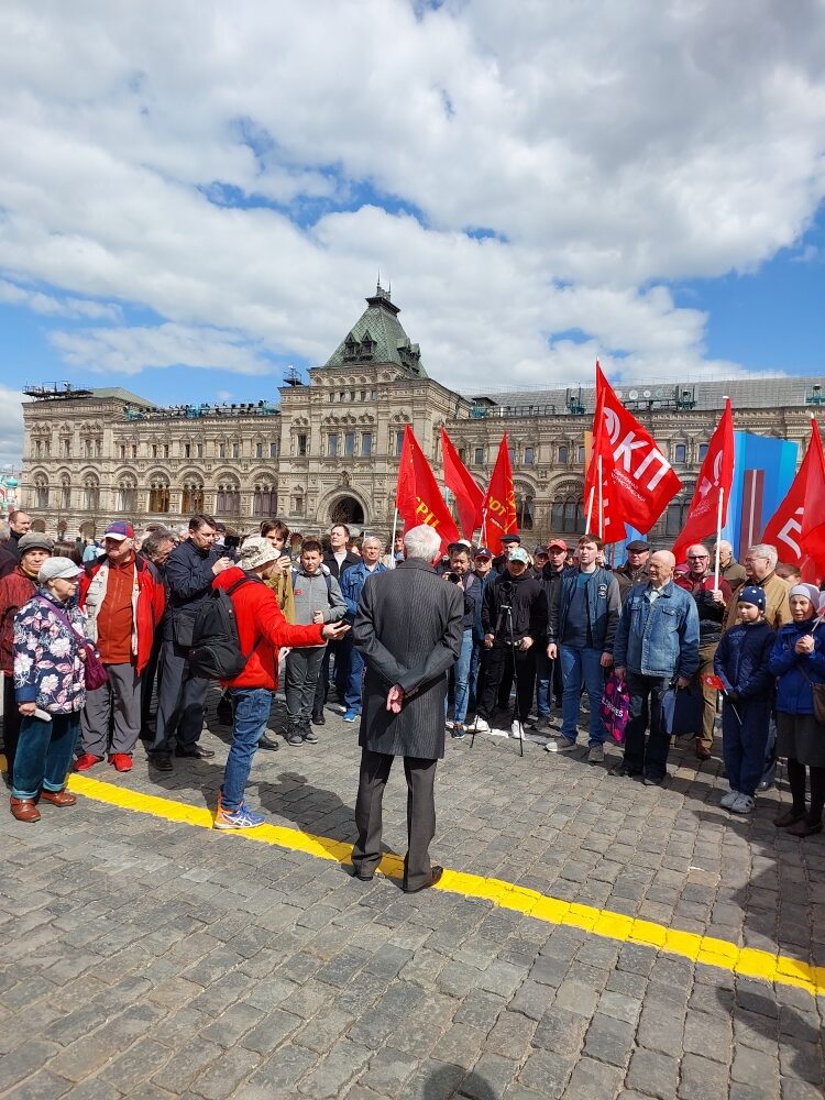 Ленин возложение